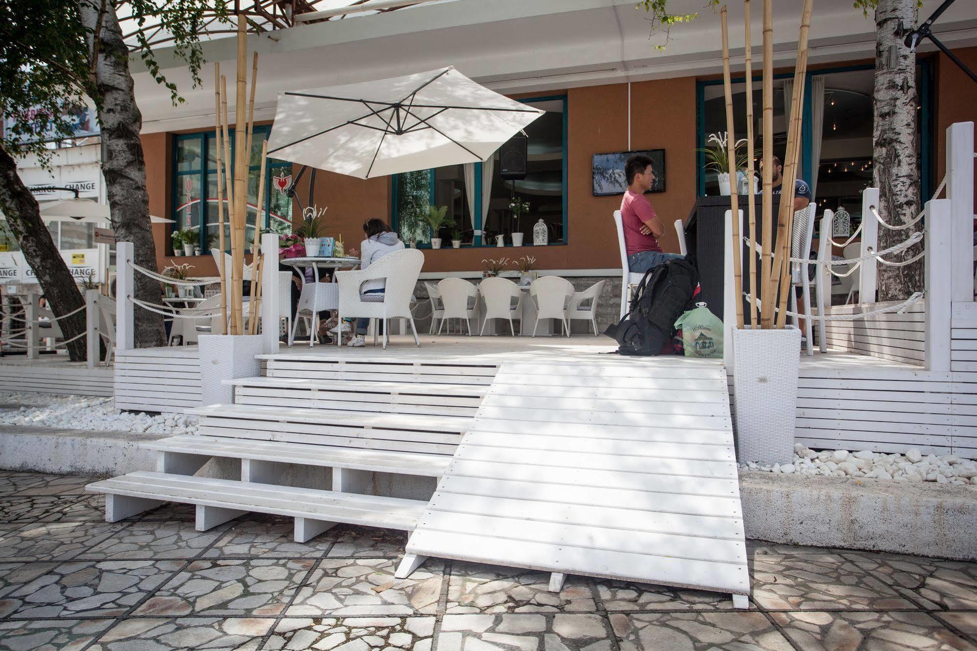 Hotel Rahovets Gorna Oryahovitsa Bagian luar foto