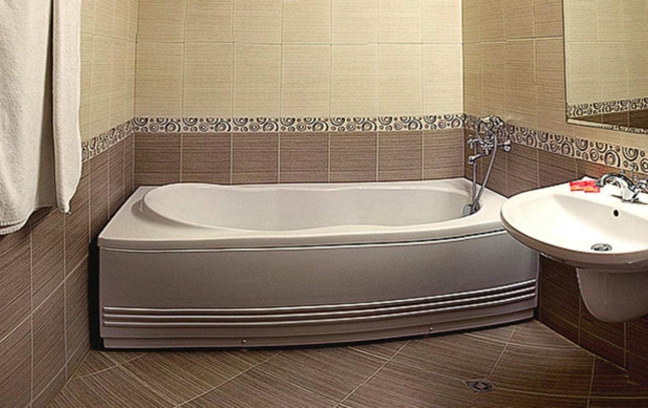 Hotel Rahovets Gorna Oryahovitsa Bagian luar foto